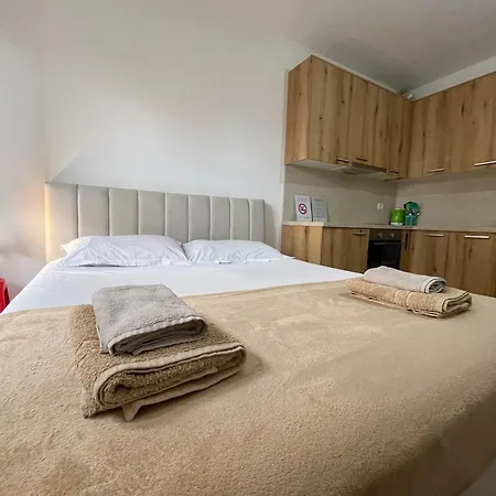 Apartament Bonbon Quiet - Enjoy Travel Tirana