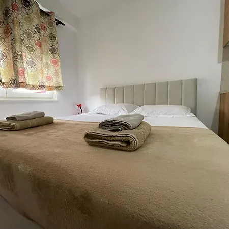 Apartament Bonbon Quiet - Enjoy Travel Tirana