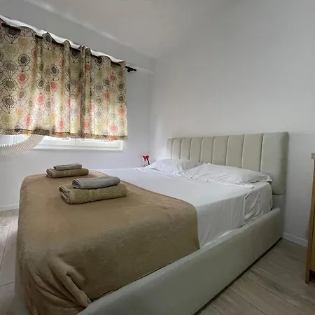 Bonbon Quiet - Enjoy Travel Tirana