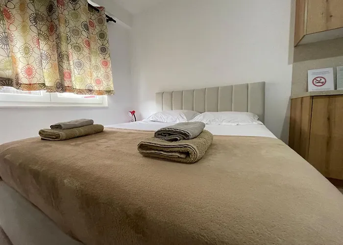 Apartament Bonbon Quiet - Enjoy Travel Tirana