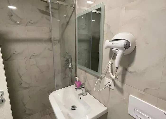 Bonbon Quiet - Enjoy Travel Apartament Tirana